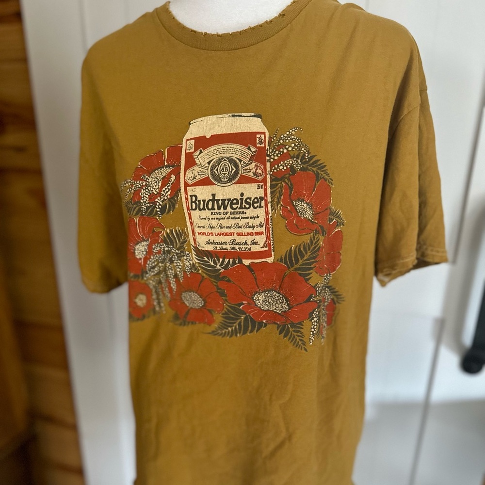 Junk food t shirt- size M- unisex